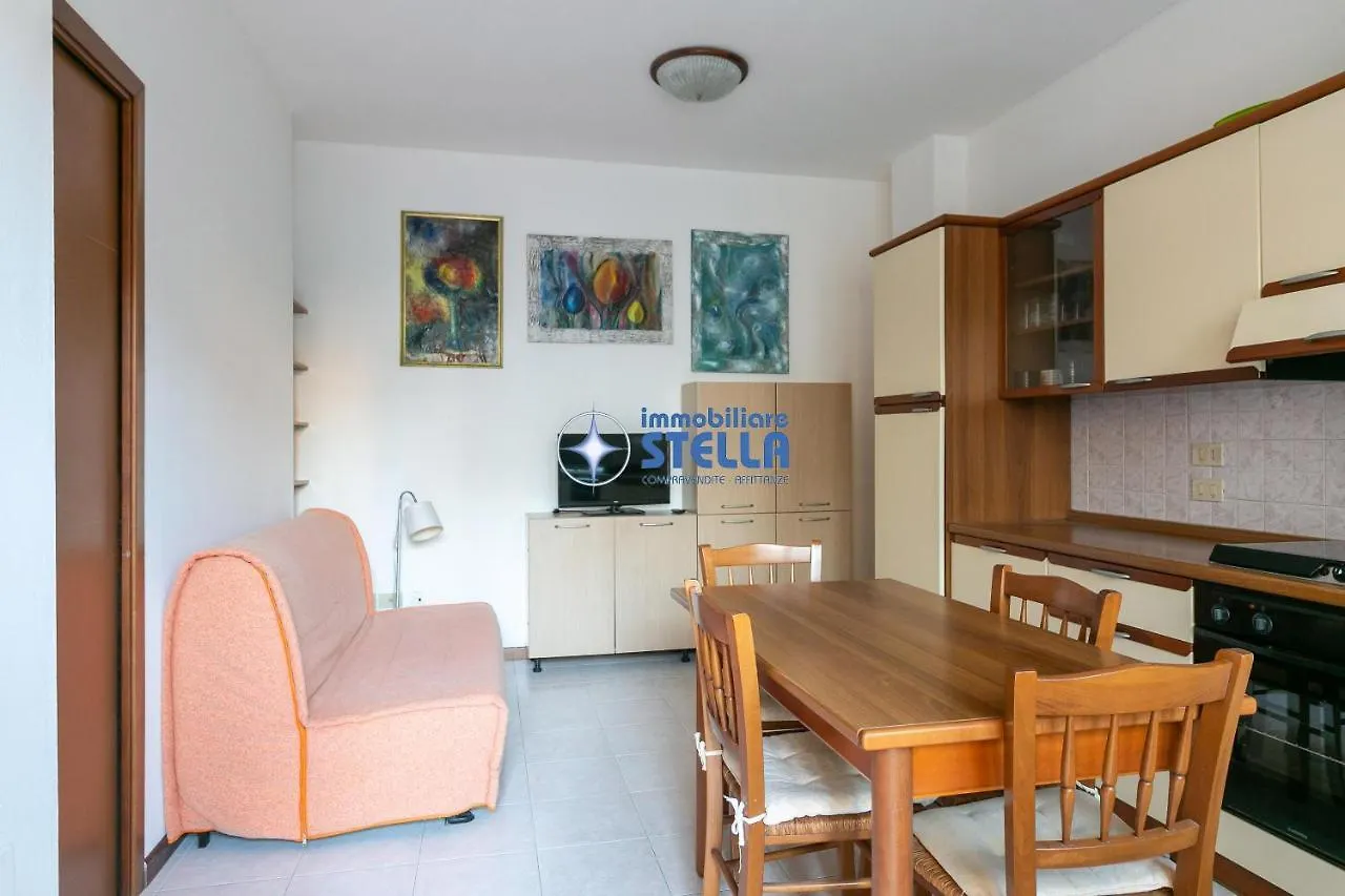Condominio Arcobaleno Lido di Jesolo 0*,  Italy